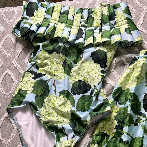 Floral Print Swimsuit with Maxi Beach Skirt Two Piece Bathing Suits small.  A189 - Picture 4 of 5